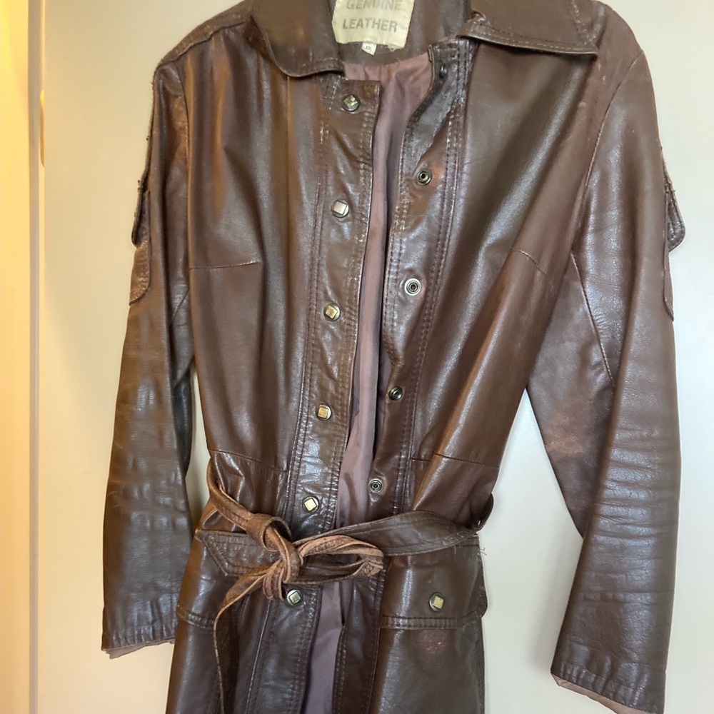 Vintage 70s genuine leather trench - needs some TLC and conditioning